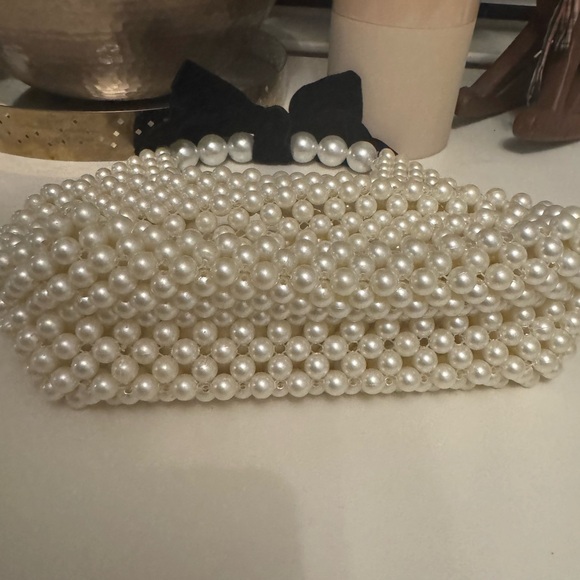 Pearl Beaded Handbag with Black Bow - Picture 5 of 5